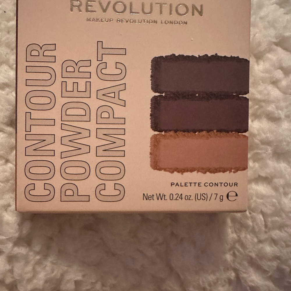 Revolution Contour Powder Compact - Deep